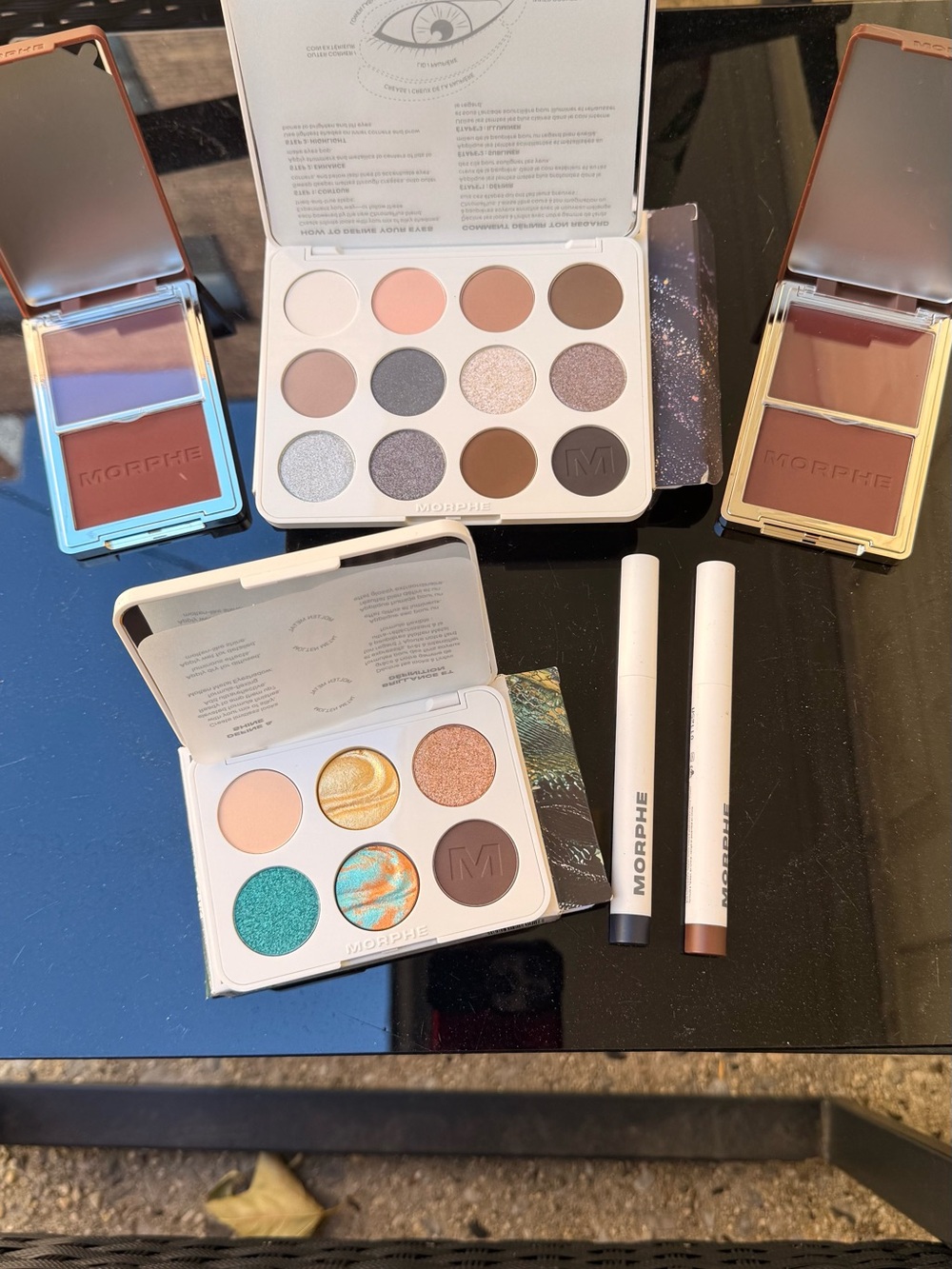 Six pieces Morphe Eyeshadow & and contouring make up